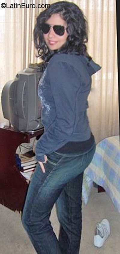 Date this delightful Colombia girl Laura from Manizales CO6999