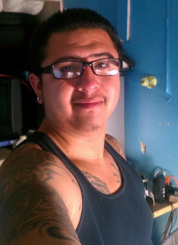 Date this passionate United States man Miguel1991 from Garden Grove US9739