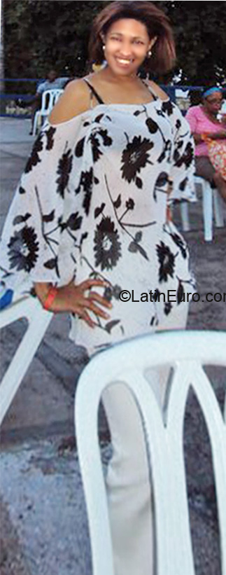 Date this exotic Dominican Republic girl Olivia from Santo Domingo DO7628