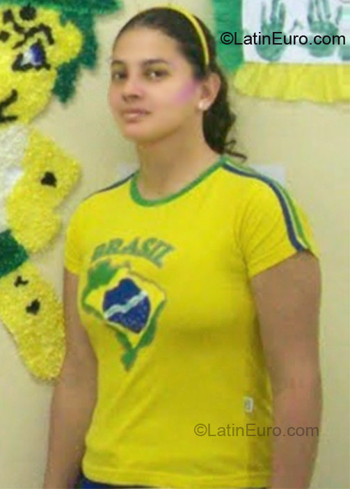Date this foxy Brazil girl Michele from Sao Paulo BR5326