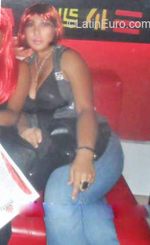Date this young Colombia girl Patricia from Cartagena CO7054