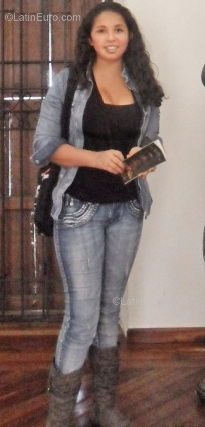 Date this georgeous Colombia girl Johana from Popayan CO7066