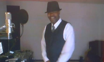 Date this beautiful United States man 2cold1 from Green Bay US9853