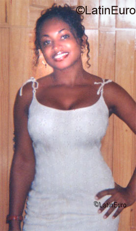 Date this hot Brazil girl Rosimeire from Salvador BR5810