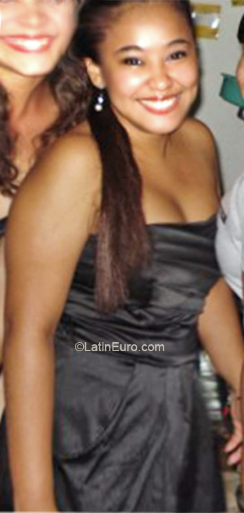 Date this sensual Brazil girl Haydee from Ananindeua BR5444