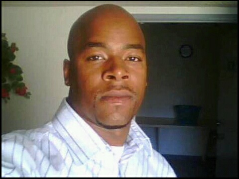 Date this tall United States man MAURICE from Los Angeles US10044