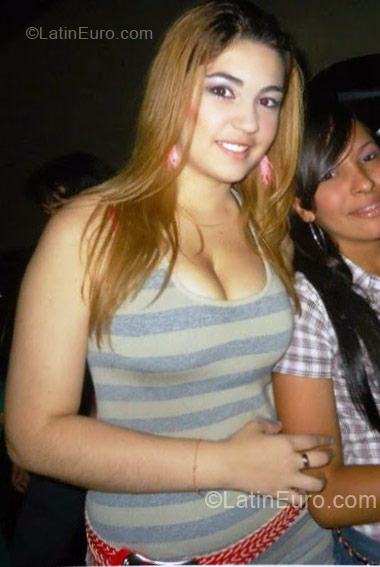 Date this passionate Brazil girl Lisley from Cuiaba BR5515