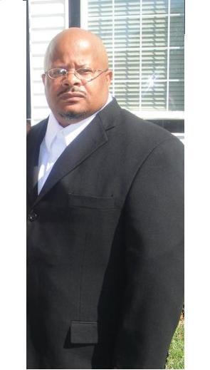 Date this foxy United States man James from Washington DO7930