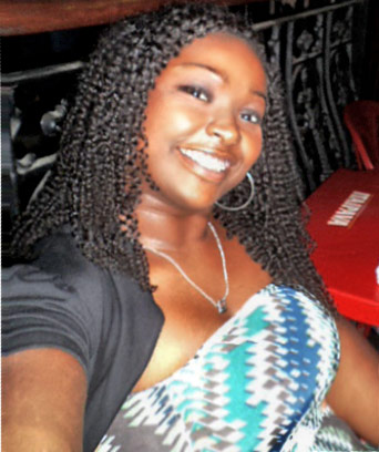 Date this fun Brazil girl Fernanda from Niteroi BR5596