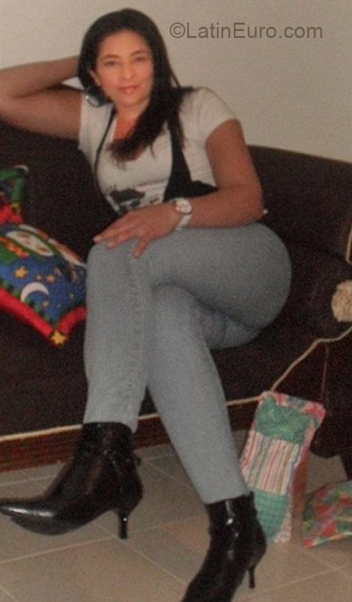 Date this stunning Colombia girl Yudy from Manizales CO7246