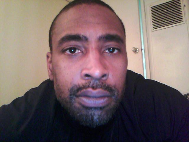 Date this hard body United States man William from Long Beach US10543