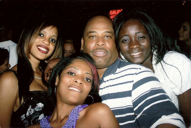 Date this passionate Dominican Republic man Kcaz from Red Lion DO8198