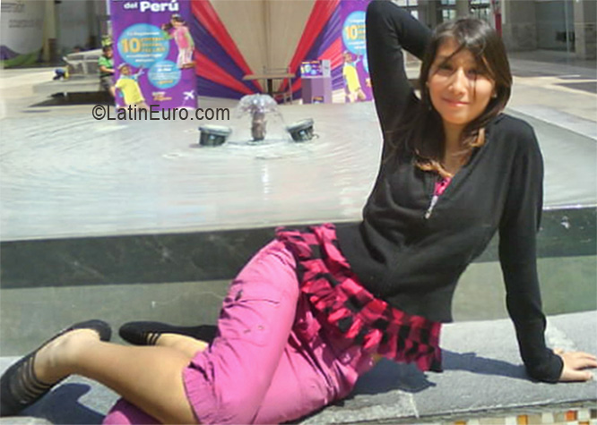 Date this georgeous Peru girl Olinda from Trujillo PE517