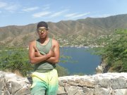 Date this happy Colombia man Julian d arango from Cartagena CO7438