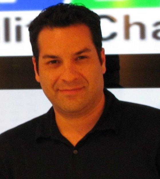 Date this voluptuous United States man Chris from Los Angeles US10756