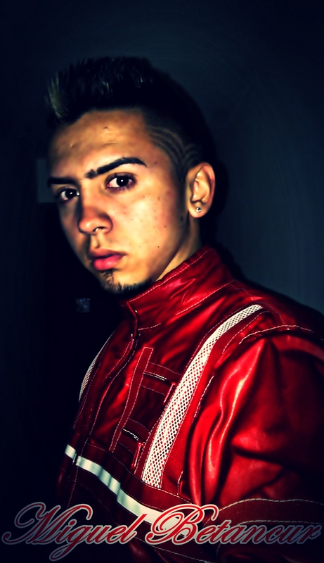 Date this young Colombia man Miguel from Medellin CO7502