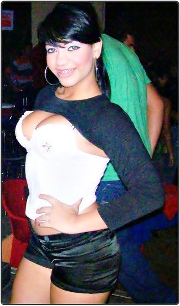 Date this gorgeous Colombia girl Luna from Bogota CO7509