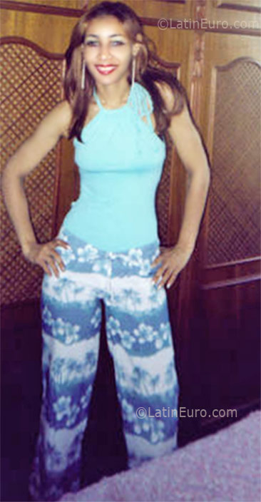 Date this hot Brazil girl Deise from Rio De Janeiro BR5867