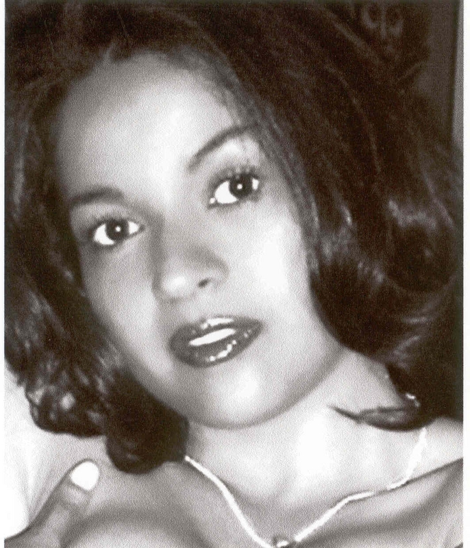 Date this beautiful Colombia girl Alejandra from Bogota CO7539