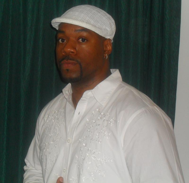 Date this voluptuous United States man Quintin from Charlotte US10967