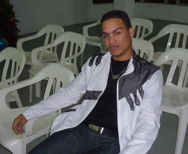 Date this pretty Dominican Republic man Pedro Ml. from Santiago DO8679