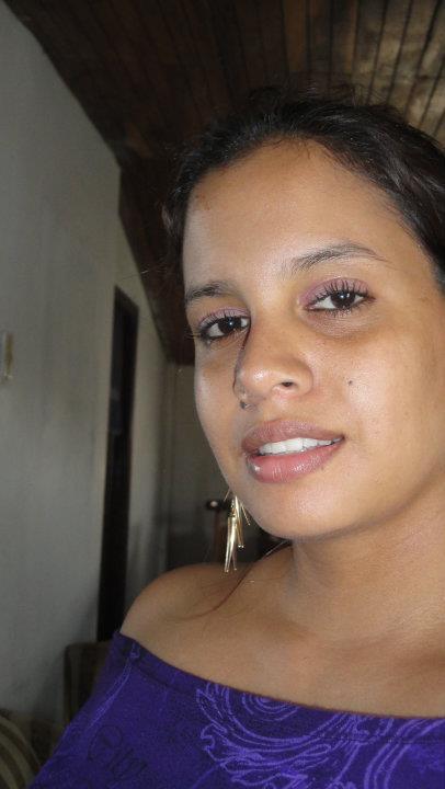 Date this athletic Ecuador girl Argupa from Bahia De Caraquez EC130