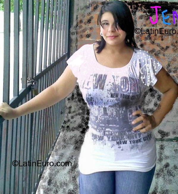 Date this tall Colombia girl Jennifer from Pereira CO7650