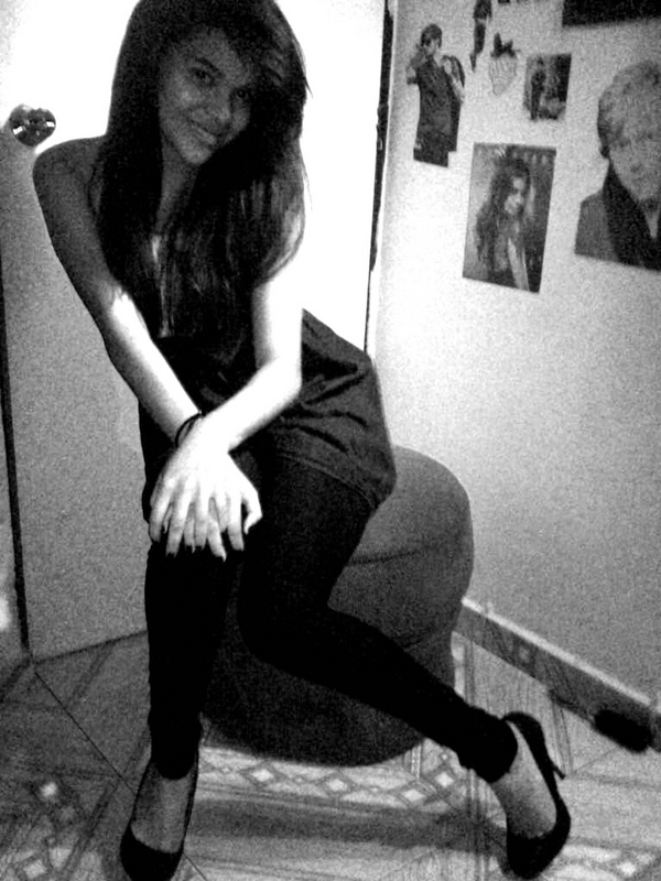 Date this nice looking Venezuela girl Rosiels from Valencia VE75