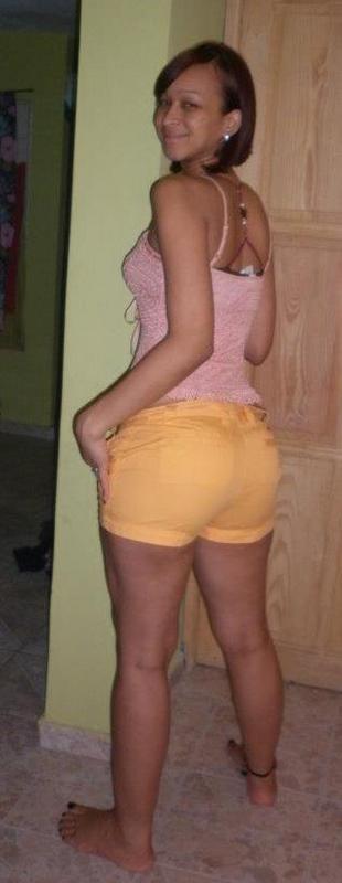 Date this hot Dominican Republic girl Marleny from Santo Domingo DO8932
