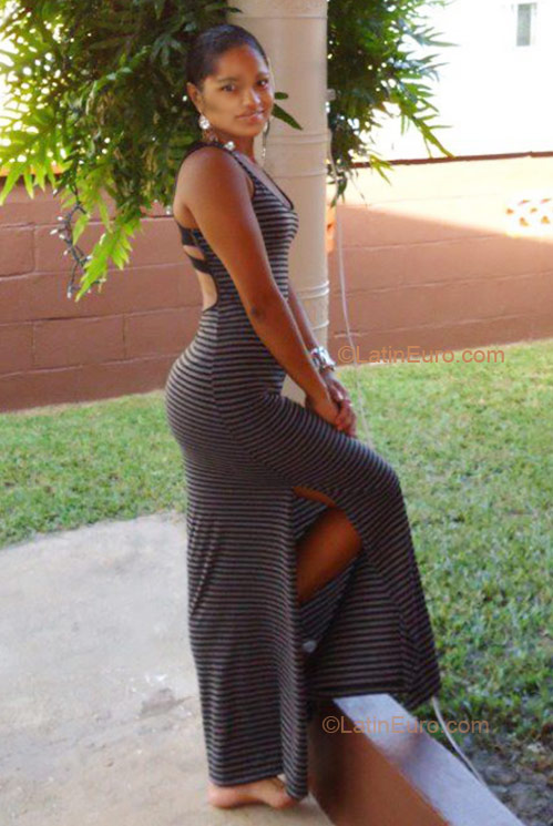 Date this pretty Trinidad and Tobago girl Wendyann from Port Of Spain TT62
