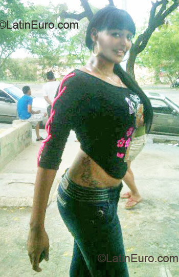 Date this exotic Dominican Republic girl Perla from Santo Domingo DO8992