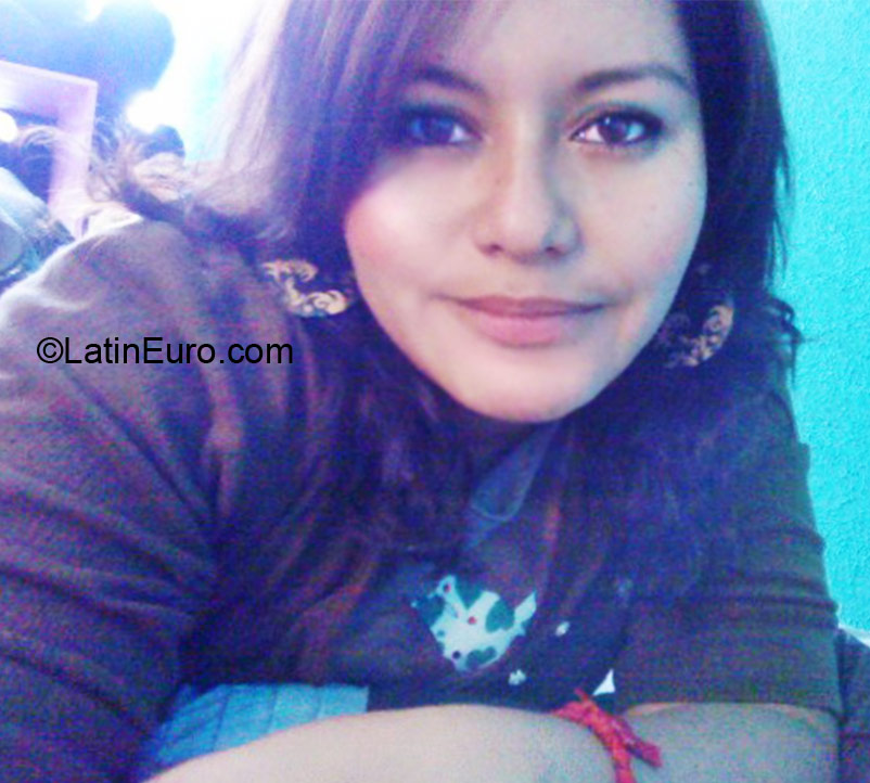 Date this charming Mexico girl Fabiola from Mexico City MX386