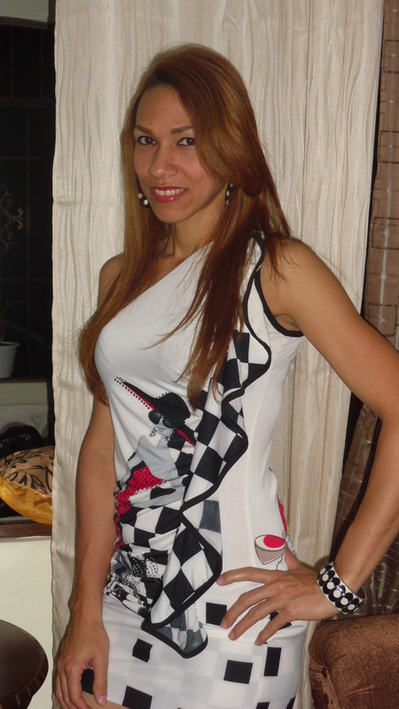 Date this stunning Dominican Republic girl Yiscari from Bonao DO9058