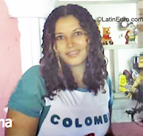 Date this beautiful Colombia girl Gina Patrcia from Barranquilla CO7795