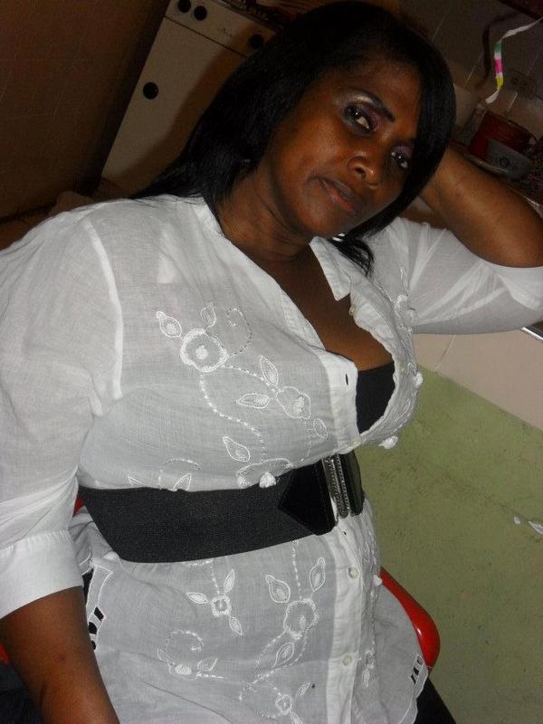 Date this pretty Colombia girl Dorita from Cali CO7843