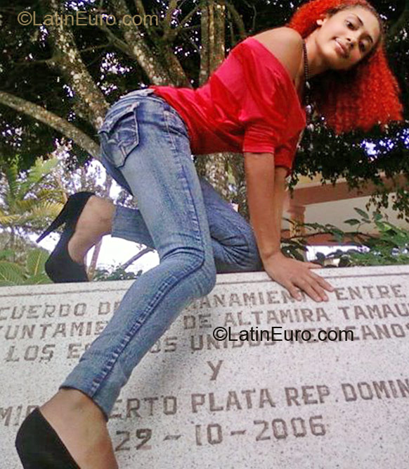 Date this georgeous Dominican Republic girl Angela from Puerto Plata DO9171