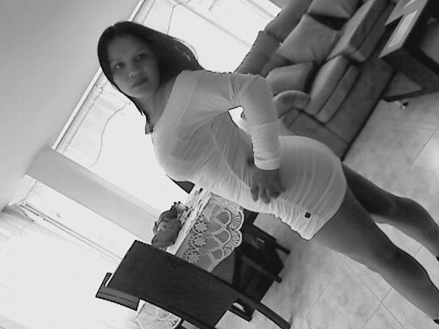 Date this georgeous Colombia girl Faydive from Bogota CO7891