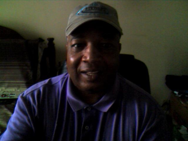 Date this passionate United States man Patrick from Southern Pines US11303