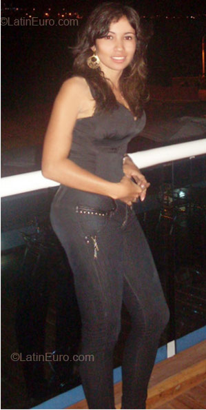 Date this delightful Colombia girl Karodoc from Cartagena CO7926