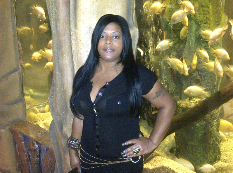 Date this tall Dominican Republic girl Berlinda from Santiago DO9284