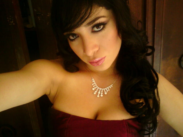 Date this beautiful Colombia girl Estefanny from Medellin CO8001