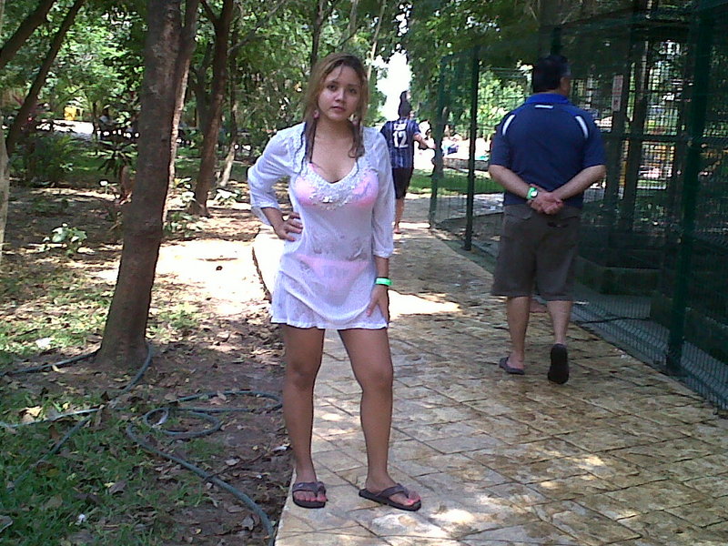 Date this hot Honduras girl Nancy Decire from San Pedro Sula HN415