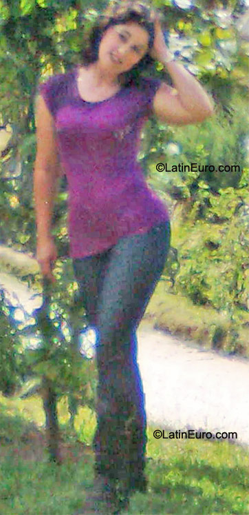Date this good-looking Costa Rica girl Hanni from Puntarenas CR93