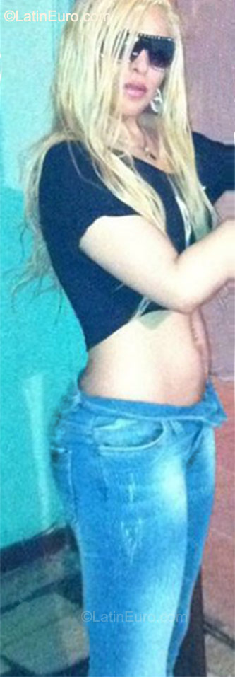 Date this young Dominican Republic girl Raysa from San Fransico De Macoris DO9514