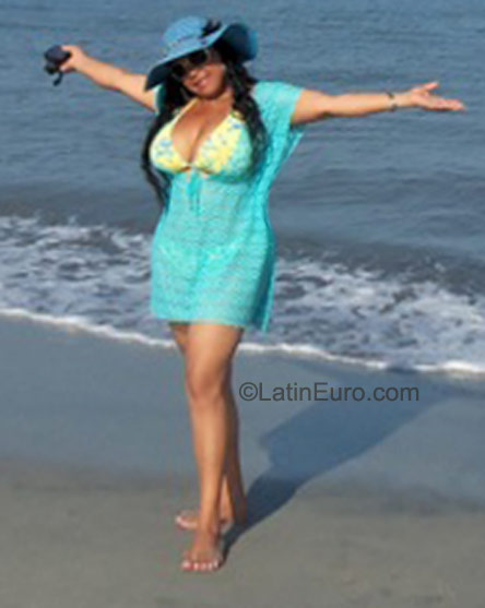 Date this passionate Colombia girl Jani from Cali CO8254