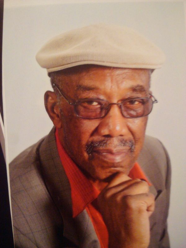 Date this beautiful United States man Clarencegary from Fredericksburg US11546