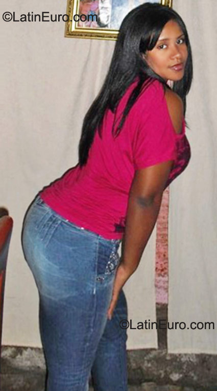 Date this cute Dominican Republic girl Rosa Emilia from Santo Domingo DO9602