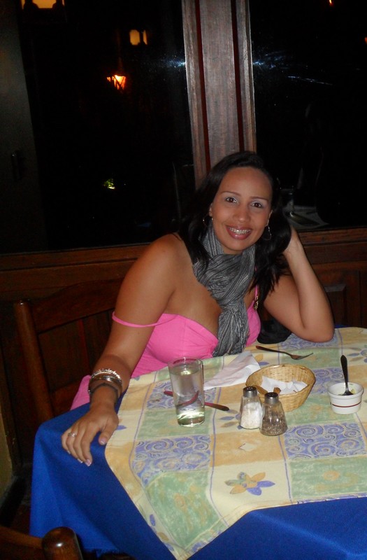 Date this exotic Colombia girl Rouxie121 from Cartagena CO8282