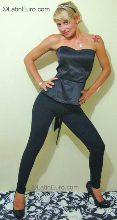 Date this lovely Brazil girl Lilian from Belem BR6105