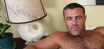 Date this hard body United States man Colbert from Miami US11607